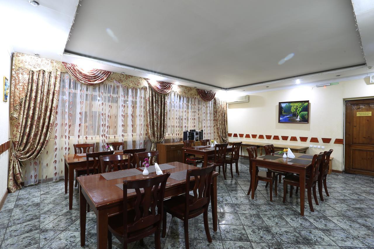 Hostel Raddus-Jss Tashkent Esterno foto