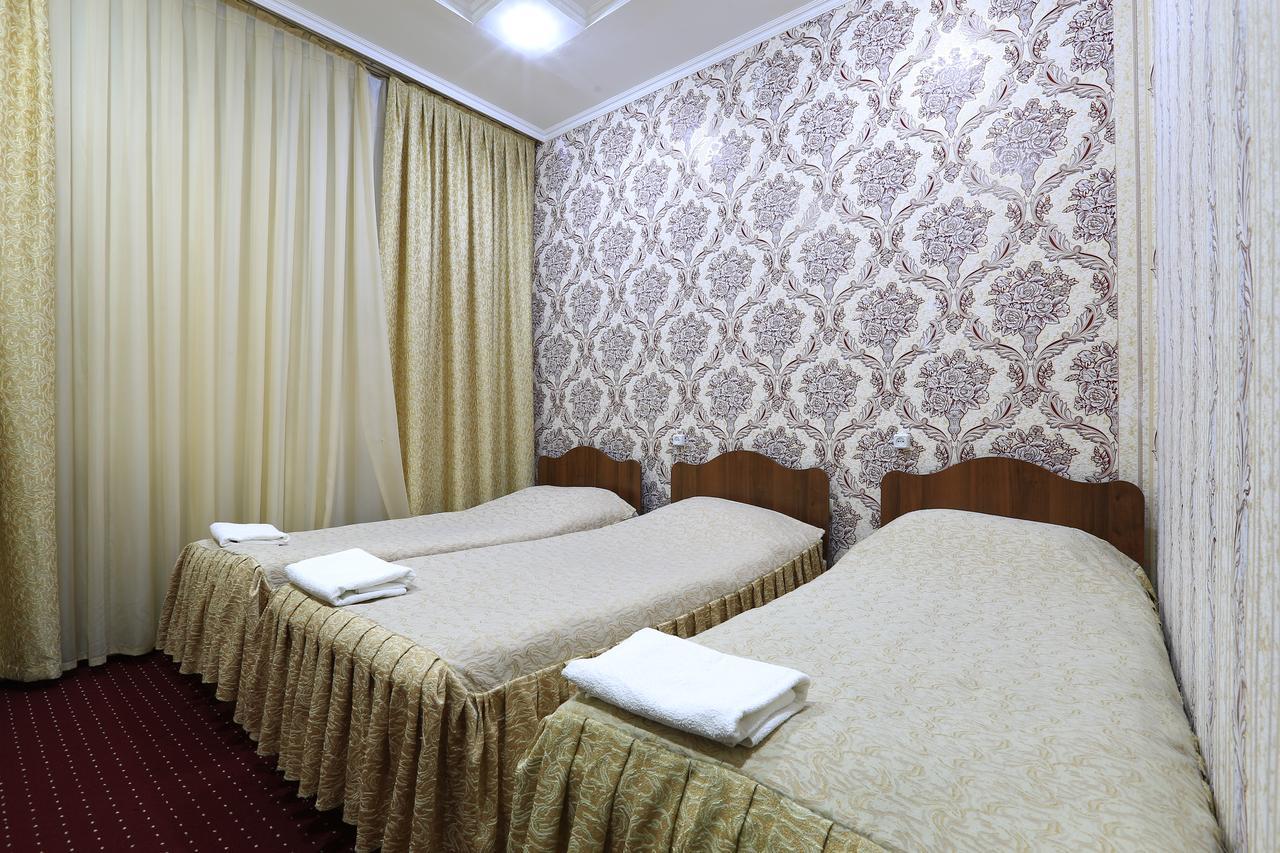 Hostel Raddus-Jss Tashkent Esterno foto